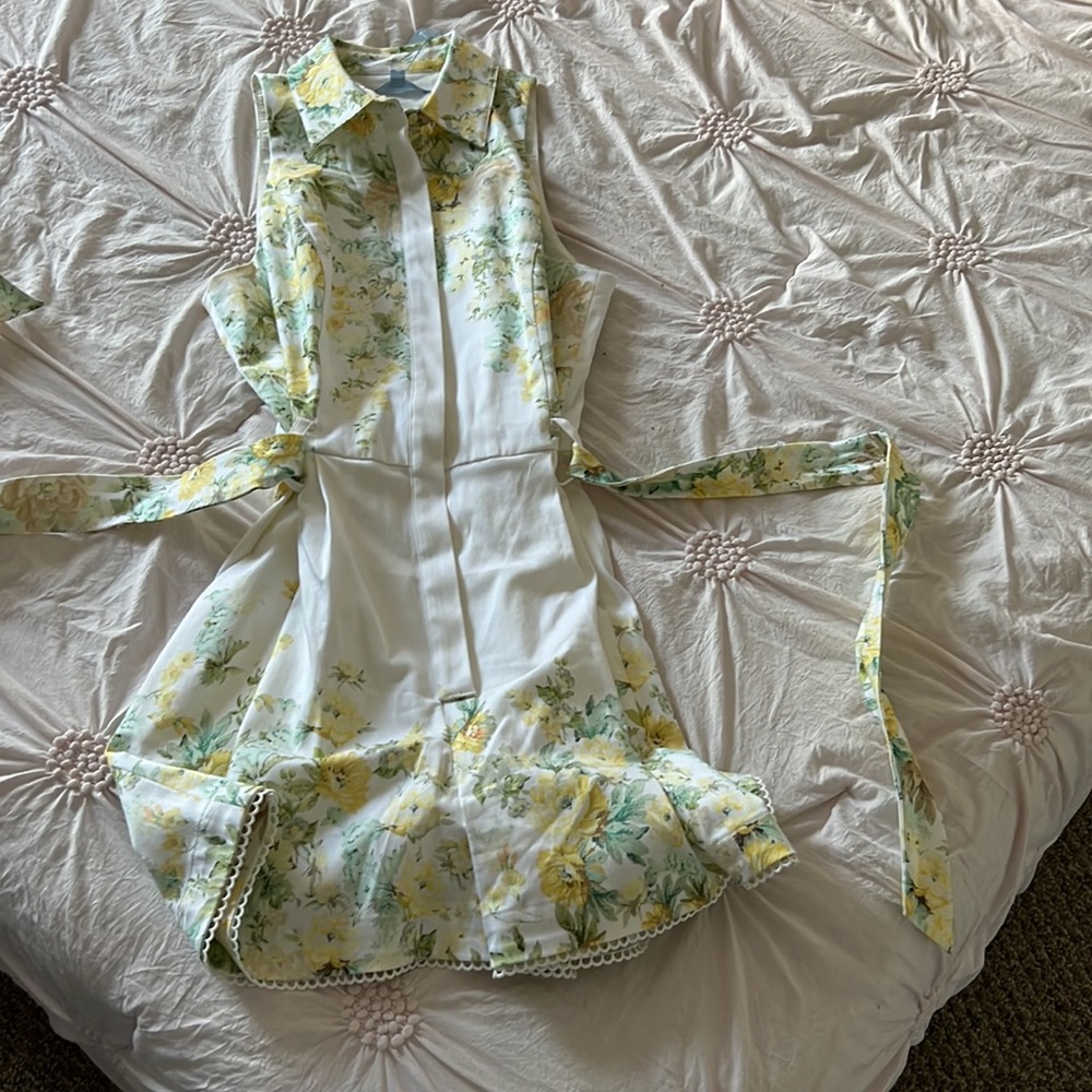Antonio Melani Raylane Sleeveless
Floral Stretch Sateen Romper White NWT